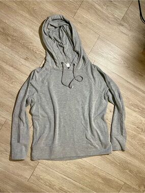 💜3/$25💜 Gray Hoodie- Mesh sleeve detail- Size M